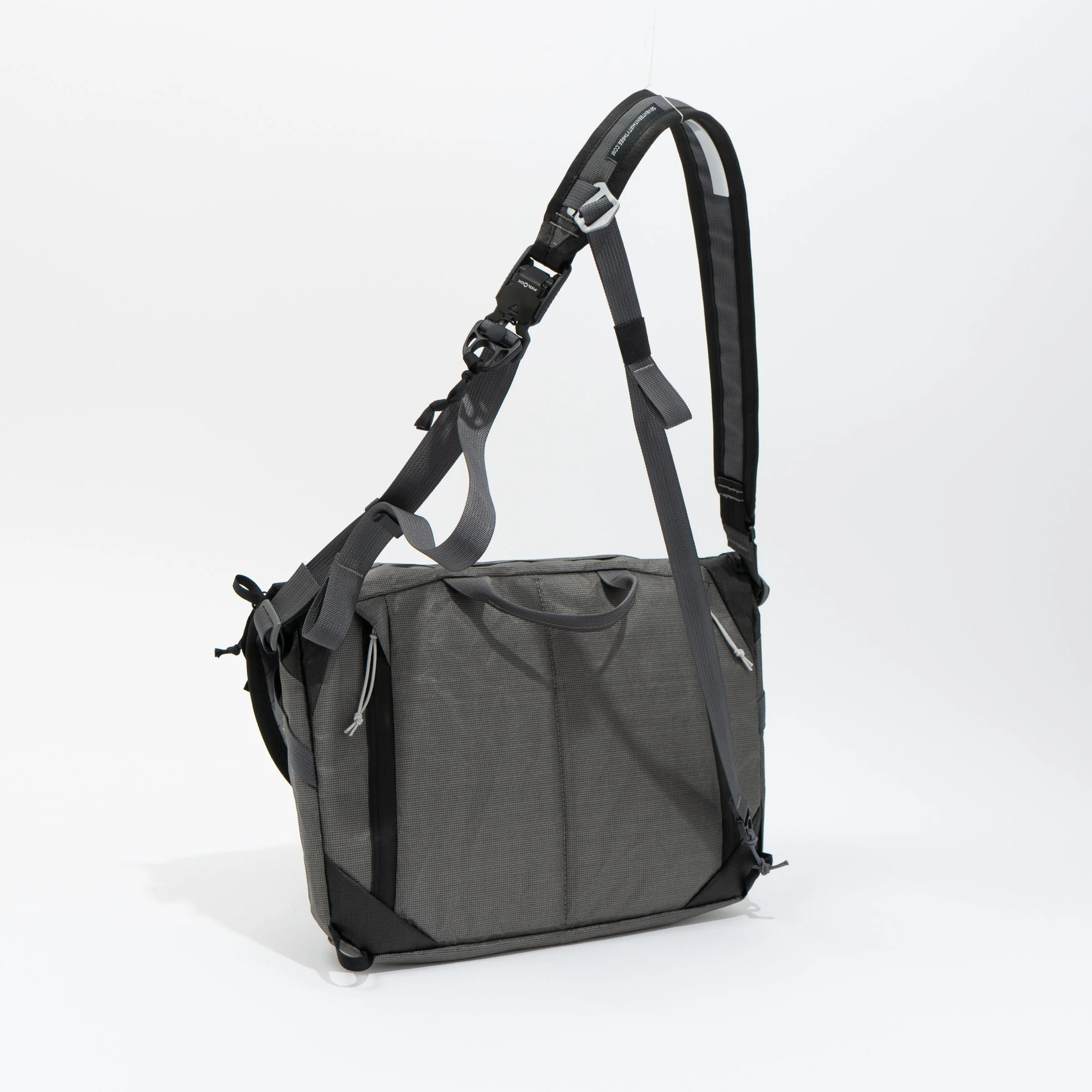 Messenger 9L - U200X - 2 Colors — 1733